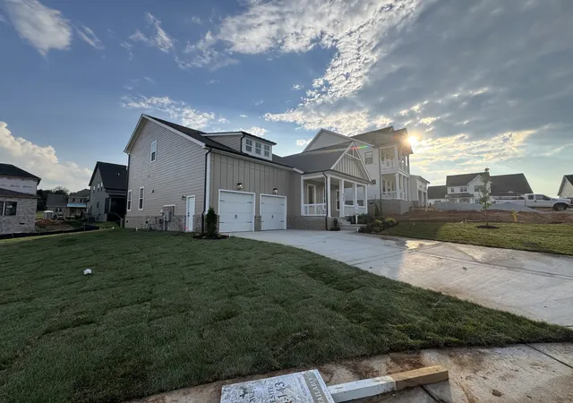 Photo 3 of Single family home for sale at 5205 Fairhaven Ct N, Thompsons Station, TN 37179 | MLS# 3516292 | Listing updated on 2026-10-04