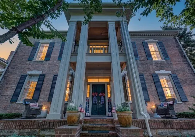 Photo 85 of Single family home for sale at 137 3rd Avenue N, Franklin, TN 37064 | MLS# 3529890 | Listing updated on 2026-09-06