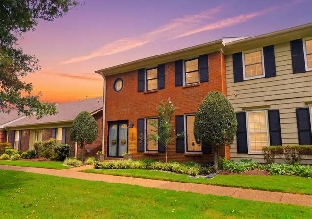 Photo 3 of Townhouse for sale at 1091 General George Patton Rd, Nashville, TN 37221 | MLS# 3520594 | Listing updated on 2026-08-22
