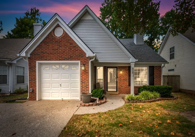 1st image of 818 Brandyleigh Ct, Franklin, TN 37069 | MLS# 3520285