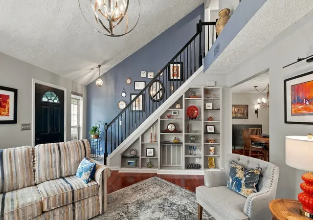 Photo 4 of Single family home for sale at 818 Brandyleigh Ct, Franklin, TN 37069 | MLS# 3520285 | Listing updated on 2026-10-09