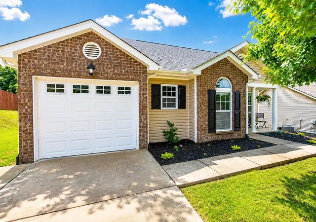 2nd image of 140 Granda Flora Dr, White House, TN 37188 | MLS# 3516264