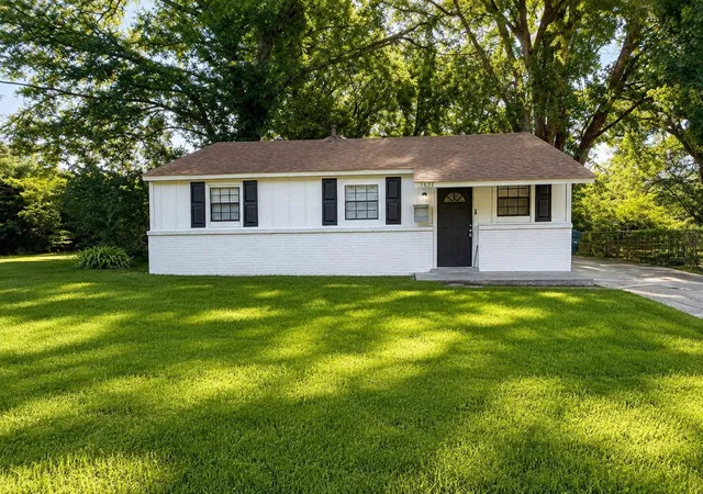 1st image of 1654 Ely St, Memphis, TN 38106 | MLS# 3516243