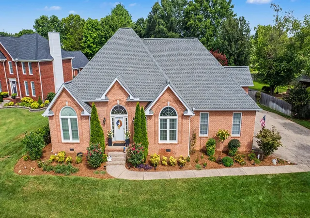 Photo 3 of Single family home for sale at 1205 Woodvale Dr, Mount Juliet, TN 37122 | MLS# 3527021 | Listing updated on 2026-08-30