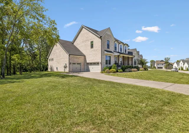 Photo 3 of Mansion for sale at 4784 Woodrow Pl, Arrington, TN 37014 | MLS# 3516274 | Listing updated on 2026-08-30