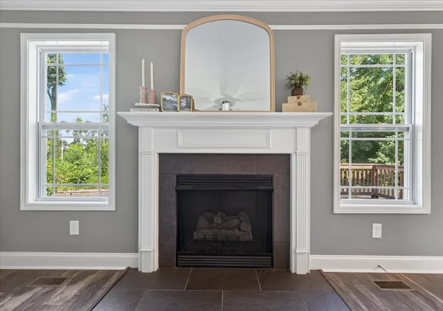 Photo 3 of Single family home for sale at 143 Sycamore Hl Dr, Clarksville, TN 37042 | MLS# 3518400 | Listing updated on 2026-10-29