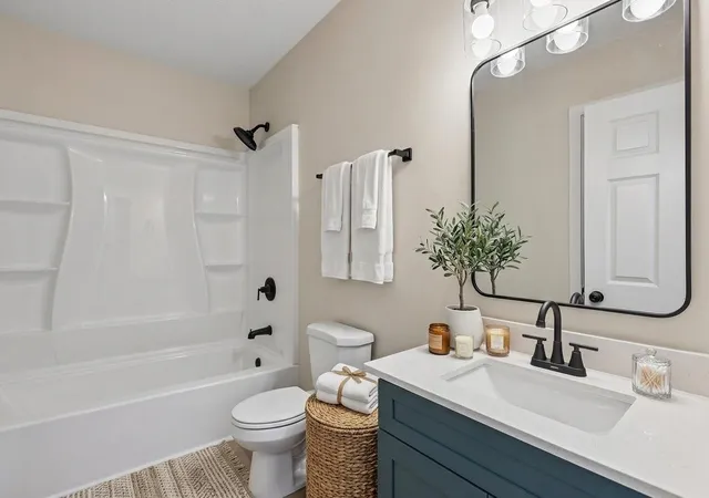 Photo 4 of Single family home for sale at 213 Creekside Dr, Clarksville, TN 37042 | MLS# 3528511 | Listing updated on 2026-08-31