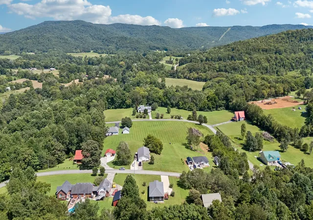 50th image of 177 Hidden River Ave, Sparta, TN 38583 | MLS# 3516330