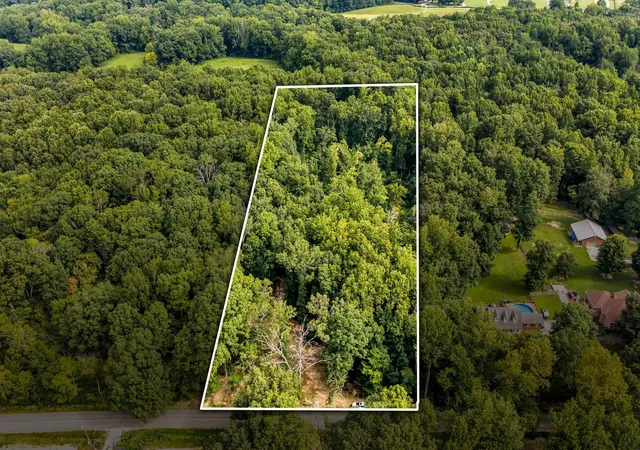 1st image of 0 Garton Rd, Burns, TN 37029 | MLS# 3520327