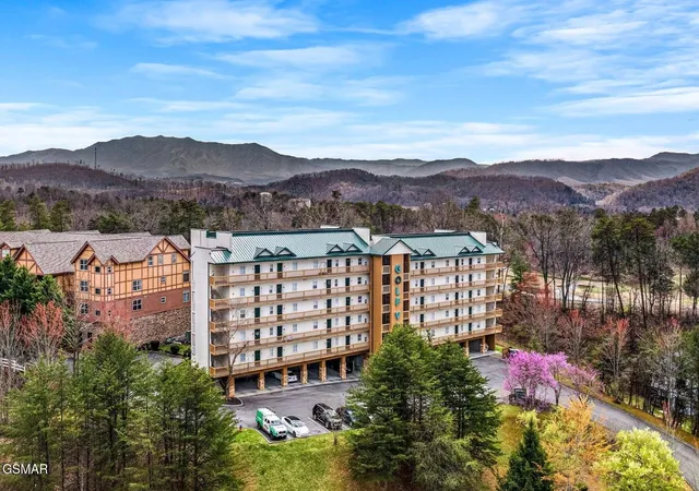 1st image of 820 Golf View Boulevard #UNIT 2202, Pigeon Forge, TN 37863 | MLS# 3516321