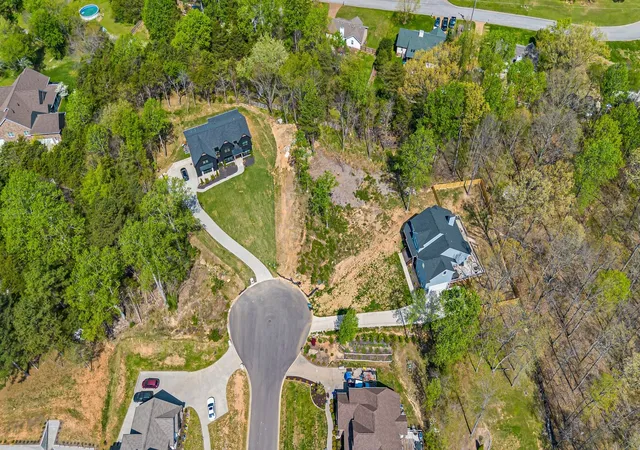 3rd image of 7504 Hunter York Ct, Fairview, TN 37062 | MLS# 3516331