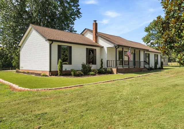 Photo 2 of Single family home for sale at 3569 Pinson School Rd, Springfield, TN 37172 | MLS# 3516495 | Listing updated on 2026-10-08