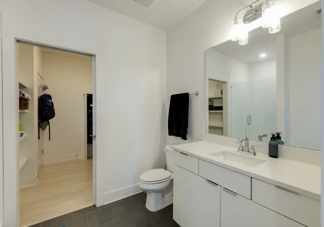 image of 1609 Marshall Holw Dr, Nashville, TN 37203
