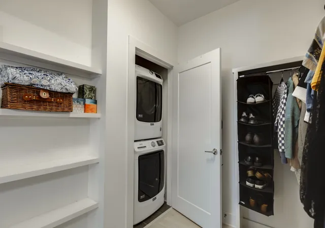 image of 1609 Marshall Holw Dr, Nashville, TN 37203