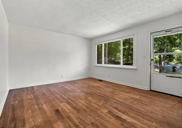 Photo 3 of Single family home for sale at 6463 Old Clarksville Pike, Joelton, TN 37080 | MLS# 3593563 | Listing updated on 2026-09-18