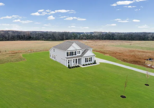 3rd image of 1433 Charles Dr, Chapel Hill, TN 37034 | MLS# 3516386
