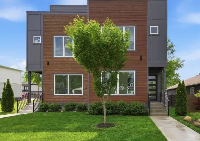 3rd image of 1815 14Th Ave N, Nashville, TN 37208 | MLS# 3516469