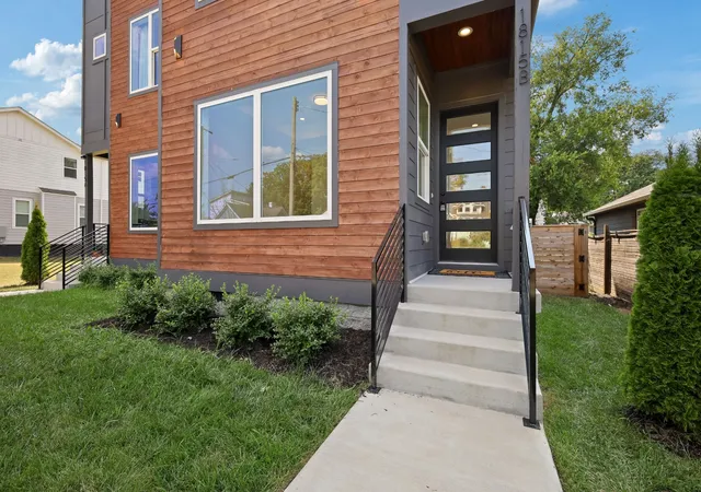 4th image of 1815 14Th Ave N, Nashville, TN 37208 | MLS# 3516469