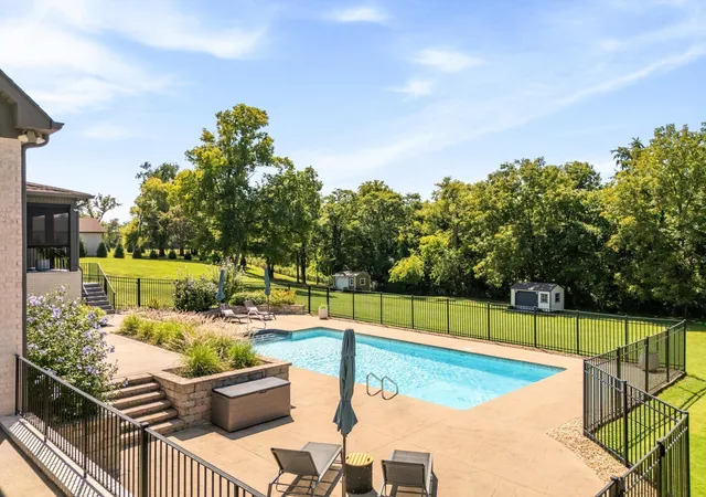 Photo 4 of Single family home for sale at 868 Douglas Bnd Rd, Gallatin, TN 37066 | MLS# 3519155 | Listing updated on 2026-10-13