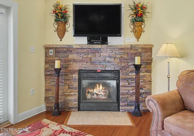2nd image of 513 Mccarter Rd, Gatlinburg, TN 37738