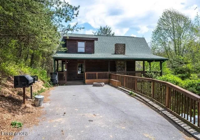 34th image of 1979 E Mountain View Way, Sevierville, TN 37876 | MLS# 3516897