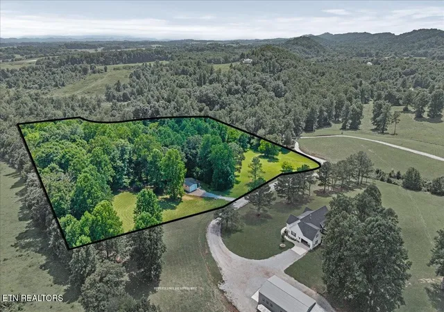 15th image of 250 Brunner Rd, Sweetwater, TN 37874 | MLS# 3516668