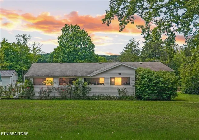 1st image of 955 N Main St, Decatur, TN 37322 | MLS# 3516670