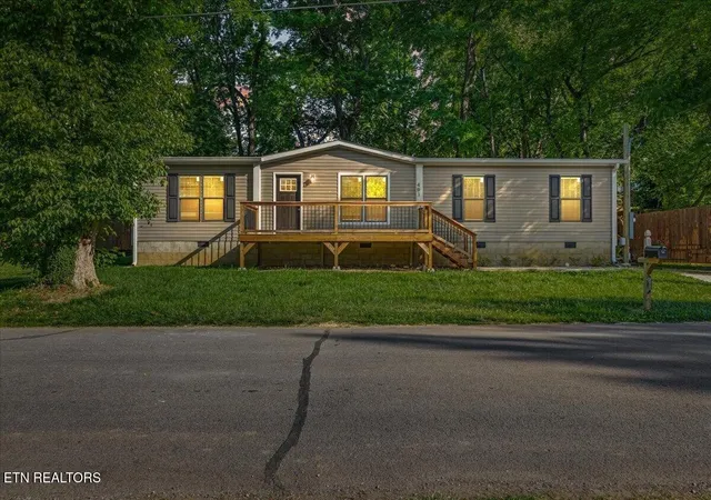 2nd image of 403 W Bank St, Athens, TN 37303 | MLS# 3516678