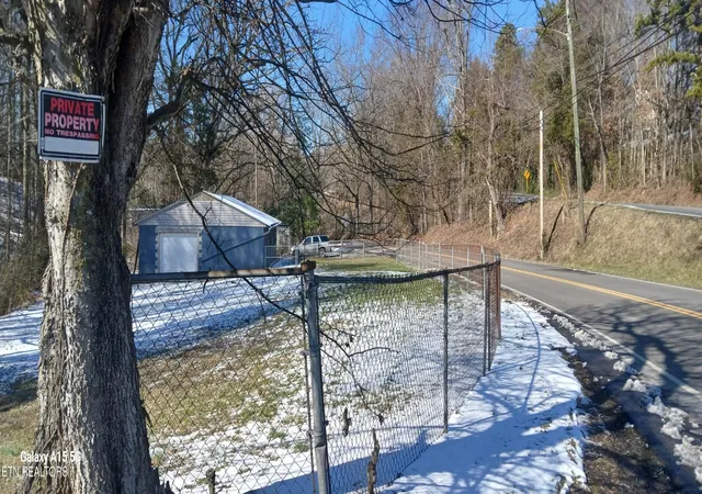 3rd image of 2405 Clearwater Rd, Athens, TN 37303 | MLS# 3516685