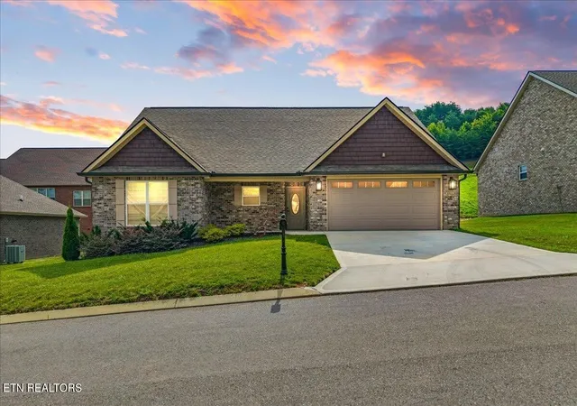 2nd image of 3866 Doral Dr, Maryville, TN 37801 | MLS# 3516669