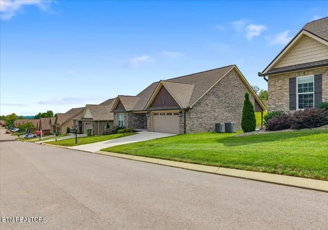 3rd image of 3866 Doral Dr, Maryville, TN 37801 | MLS# 3516669