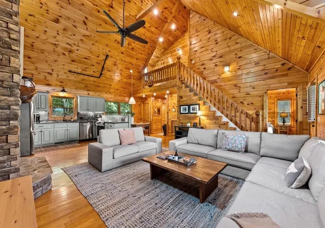 Photo 4 of Single family home for sale at 185 Austin Mountain Rd, Copperhill, TN 37317 | MLS# 3516445 | Listing updated on 2026-09-02