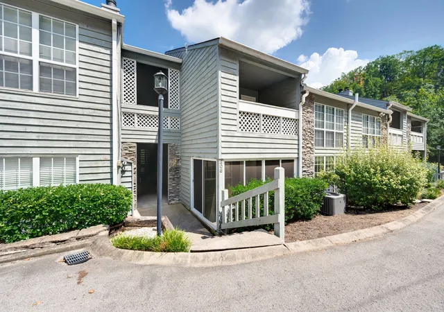 2nd image of 308 Post Creek Rd, Nashville, TN 37221 | MLS# 3516487