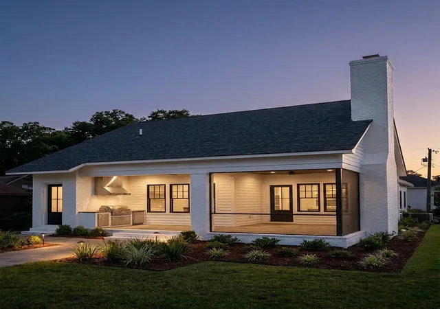 Photo 1 of Single family home for sale at 2806 27th Avenue S, Nashville, TN 37212 | MLS# 3516629 | Listing updated on 2026-10-14