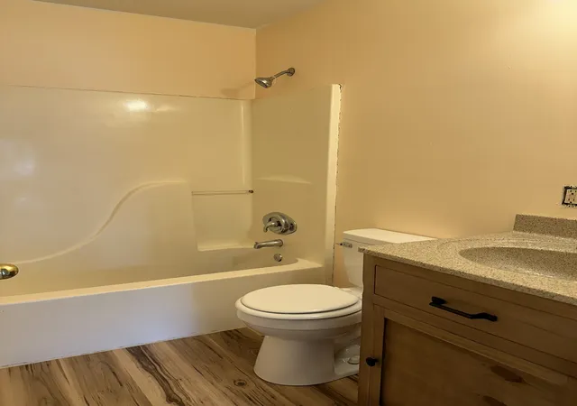 Photo 4 of Multi family home for sale at 215 Ensley Ave, Old Hickory, TN 37138 | MLS# 3516468 | Listing updated on 2026-08-22