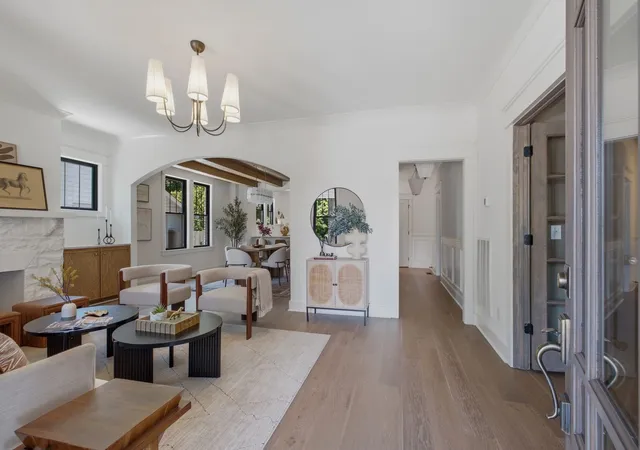 Photo 2 of Single family home for sale at 1207 Shelton Ave, Nashville, TN 37216 | MLS# 3516542 | Listing updated on 2026-09-25