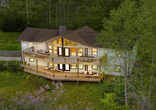 2nd image of 350 Williamson Cir, Smithville, TN 37166 | MLS# 3516562