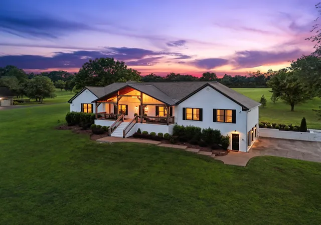 1st image of 1930 Rock Springs Rd, Columbia, TN 38401 | MLS# 3518729