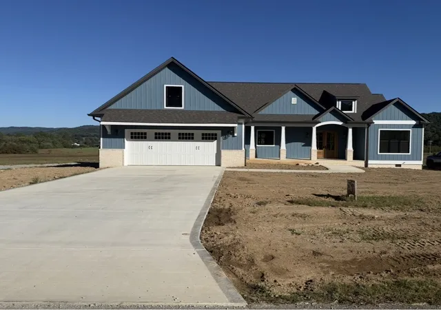 Single family home for sale at 567 Bilbrey Rd, Rickman, TN 38580 | MLS# 3516592