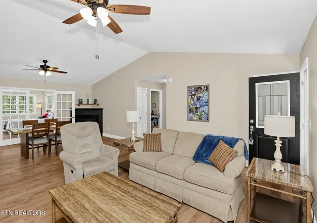3rd image of 109 Chestnut Court, Crossville, TN 38555 | MLS# 3516583