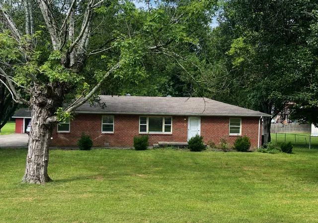 2nd image of 372 Main St S, Brush Creek, TN 38547 | MLS# 3516612