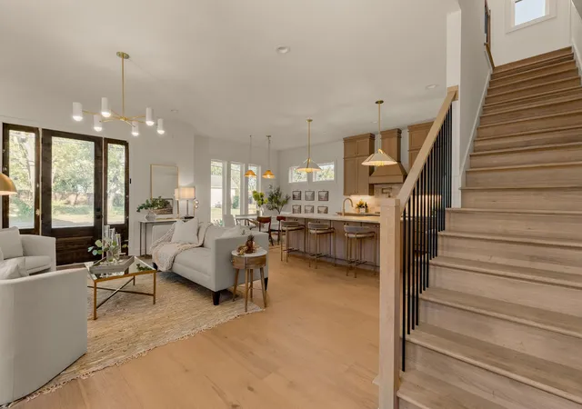 2nd image of 709 52nd Ave N, Nashville, TN 37209 | MLS# 3518787