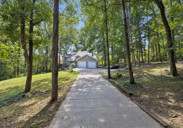 Photo 3 of Single family home for sale at 5831 Cane Ridge Rd, Antioch, TN 37013 | MLS# 3542993 | Listing updated on 2026-10-30