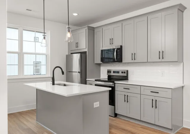 2nd image of 700 N Dupont Ave #201, Madison, TN 37115 | MLS# 3518382