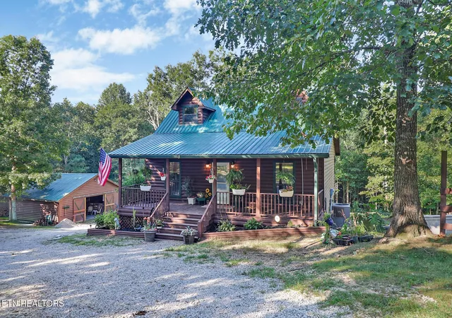 2nd image of 358 Red Oak Dr, Jamestown, TN 38556 | MLS# 3518392