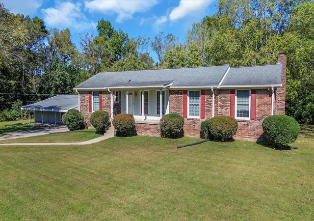 Photo 3 of Single family home for sale at 401 Ellington Dr, Franklin, TN 37064 | MLS# 3529928 | Listing updated on 2026-09-02