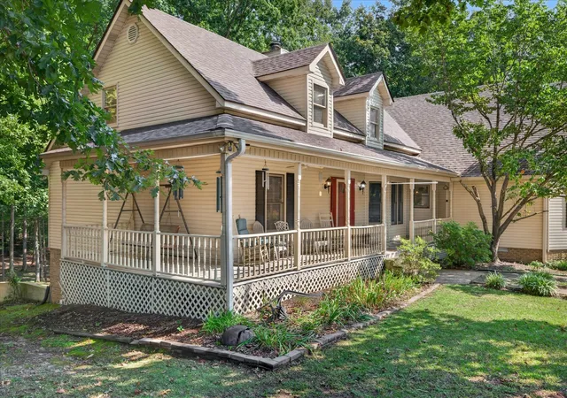 3rd image of 175 Castleton Cv, Paris, TN 38242 | MLS# 3520735
