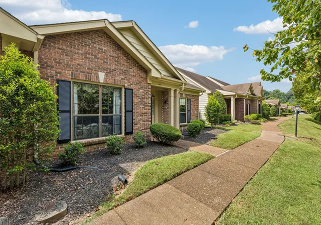 Photo 3 of Condo for sale at 8505 Sawyer Brown Rd, Nashville, TN 37221 | MLS# 3519090 | Listing updated on 2026-09-21