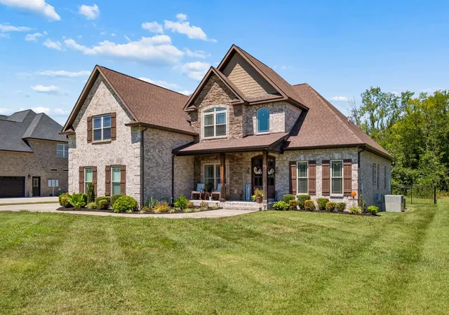 Photo 3 of Single family home for sale at 1649 Constellation Ct, Murfreesboro, TN 37129 | MLS# 3526793 | Listing updated on 2026-09-23