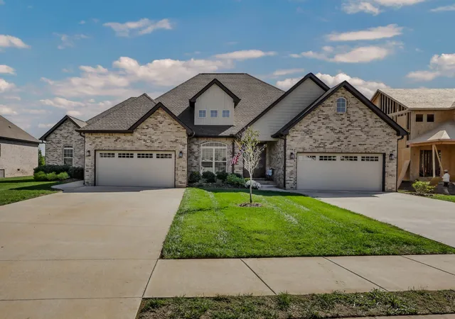4th image of 1049 Veridian Dr #A, Clarksville, TN 37043 | MLS# 3525875